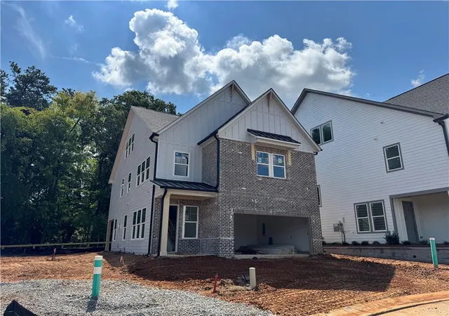 Photo 3 of Single family home for sale at 1920 Allyan Dr, Marietta, GA 30066 | MLS# 7807918 | Listing updated on 2026-09-13