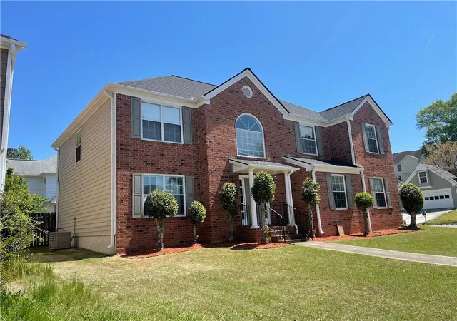 Photo 2 of Single family home for sale at 2347 Fawn Holw Ct, Duluth, GA 30096 | MLS# 7776863 | Listing updated on 2026-09-12