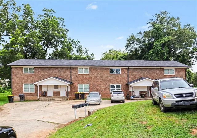 1st image of 22 Pratt St, Newnan, GA 30263 | MLS# 7804018