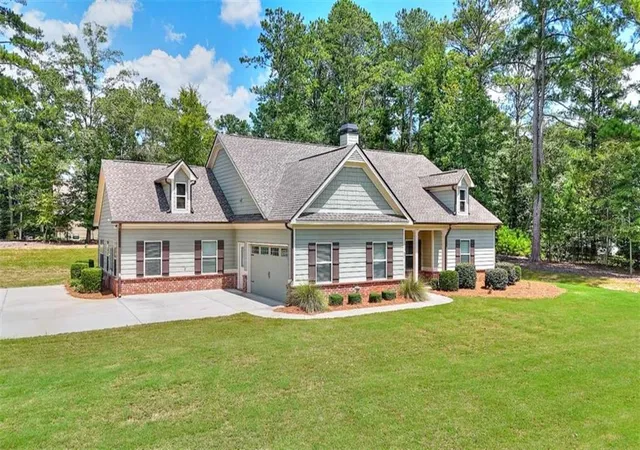 Photo 1 of Single family home for sale at 1414 Maple Cvs Ln, Loganville, GA 30052 | MLS# 7820055 | Listing updated on 2026-08-13