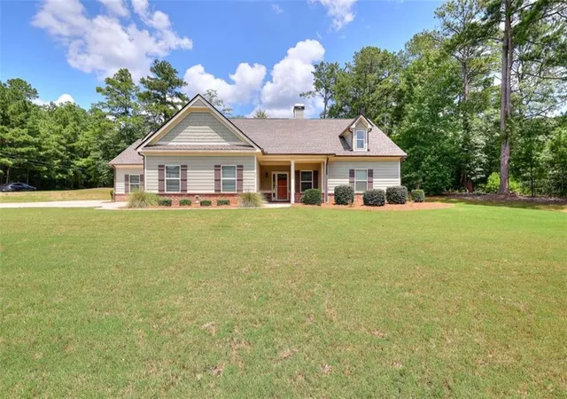 Photo 3 of Single family home for sale at 1414 Maple Cvs Ln, Loganville, GA 30052 | MLS# 7820055 | Listing updated on 2026-08-13