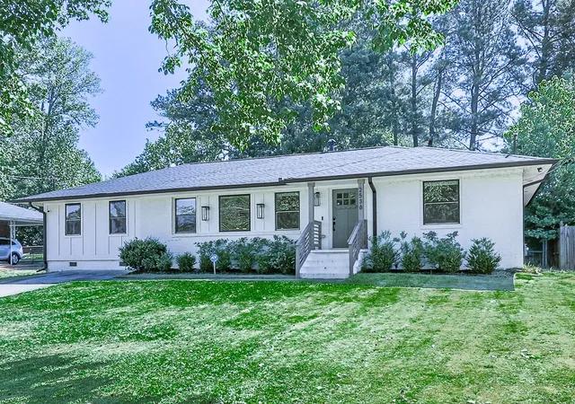2nd image of 2538 Boulder Rd Se, Atlanta, GA 30316 | MLS# 7757829