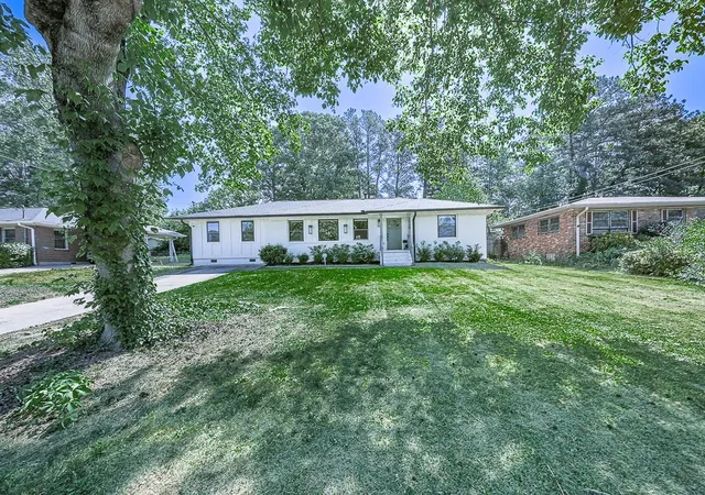 Photo 3 of Single family home for sale at 2538 Boulder Rd SE, Atlanta, GA 30316 | MLS# 7757829 | Listing updated on 2026-09-12