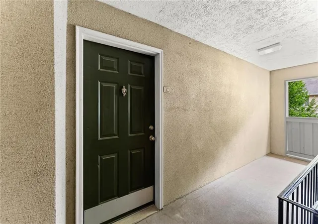 Photo 4 of Condo for sale at 6900 Roswell Rd #Q17, Atlanta, GA 30328 | MLS# 7809361 | Listing updated on 2026-09-04