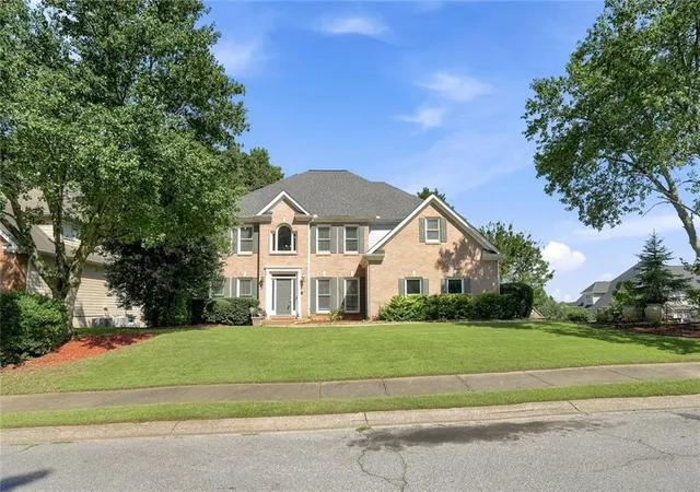 2nd image of 1735 Riverglen Dr, Suwanee, GA 30024 | MLS# 7806741