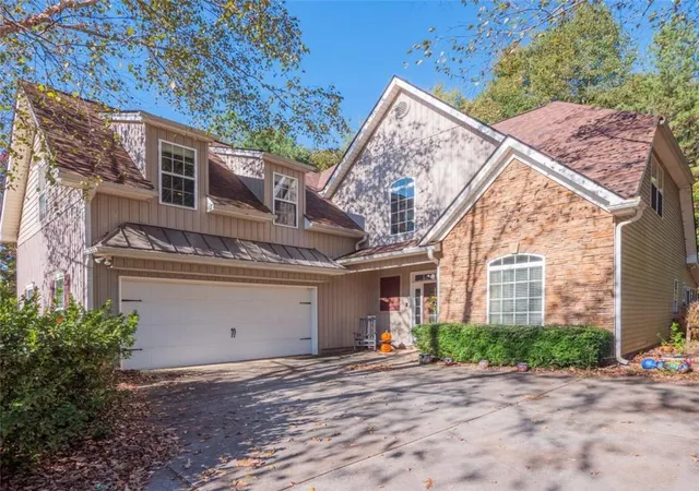 Photo 1 of Single family home for sale at 34 Palmer Ct, Jefferson, GA 30549 | MLS# 7860927 | Listing updated on 2026-10-30