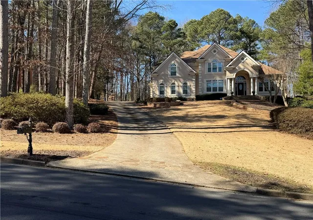 Photo 2 of Single family home for sale at 5331 Saville Dr Nw, Acworth, GA 30101 | MLS# 7825686 | Listing updated on 2026-09-12