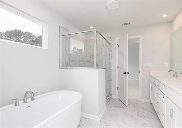 Photo 4 of Single family home for sale at 405 Statilla Ct, Locust Grove, GA 30248 | MLS# 7809696 | Listing updated on 2026-09-13