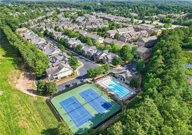 Homes for sale in Alpharetta, GA | 4977 Rosalie Rd, Alpharetta, GA 30022 | MLS# 7788440