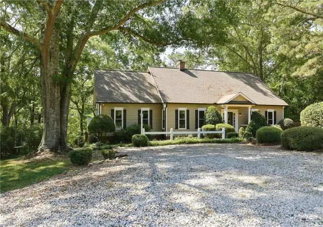 Homes for sale in Statham, GA | 3845 Hwy 82 South, Statham, GA 30666 | MLS# 7772909