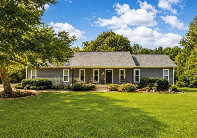 Single family home for sale at 914 Whooping Crk Rd, Carrollton, GA 30116 | MLS# 7820997 | Listing updated on 2026-09-10
