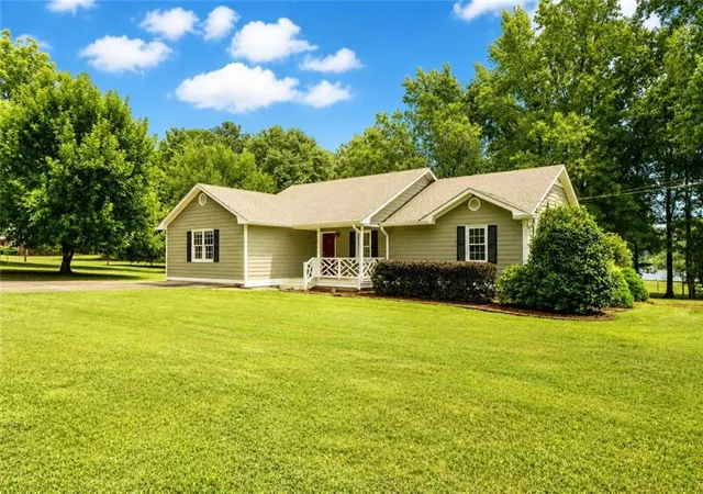 Photo 3 of Sale Pending at 1830 King Ml Rd, Mcdonough, GA 30252 | MLS# 7818348 | Listing updated on 2026-08-31