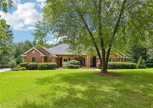 Photo 1 of Single family home for sale at 2077 Coolidge Way Nw, Acworth, GA 30101 | MLS# 7815320 | Listing updated on 2026-10-30