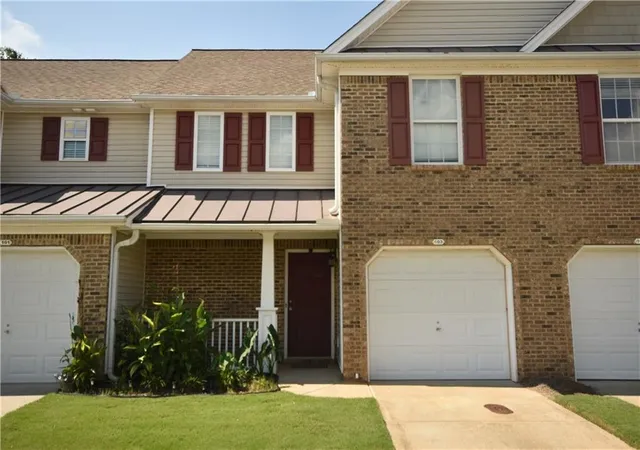 1st image of 103 Fox Creek Dr, Woodstock, GA 30188 | MLS# 7821704