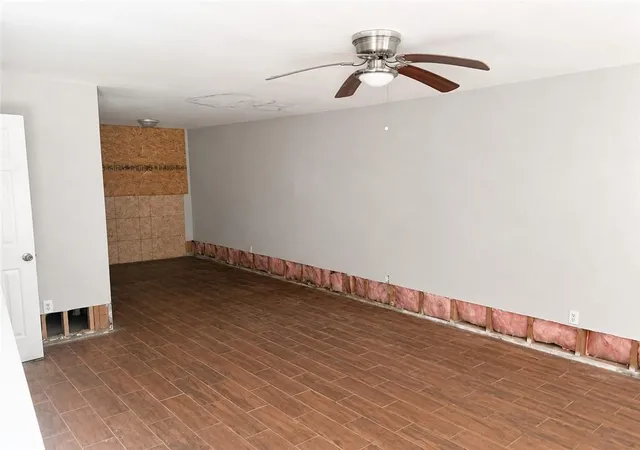 Photo 2 of Townhouse for sale at 1660 Stanton Rd #4B, Atlanta, GA 30311 | MLS# 7806762 | Listing updated on 2026-09-11