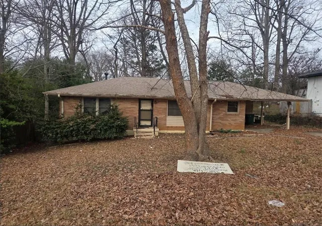 Photo 2 of Sale Pending at 740 Patricia Dr, Forest Park, GA 30297 | MLS# 7715503 | Listing updated on 2026-10-28