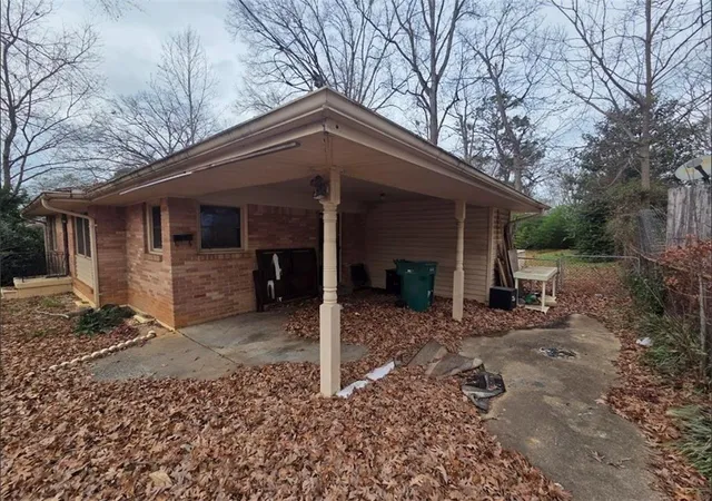 Photo 3 of Sale Pending at 740 Patricia Dr, Forest Park, GA 30297 | MLS# 7715503 | Listing updated on 2026-10-28
