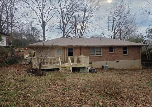 Photo 4 of Sale Pending at 740 Patricia Dr, Forest Park, GA 30297 | MLS# 7715503 | Listing updated on 2026-10-28