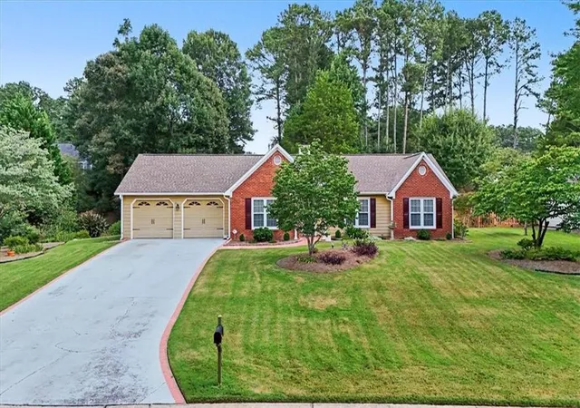 3rd image of 1816 Penrose Ct, Powder Springs, GA 30127 | MLS# 7816850