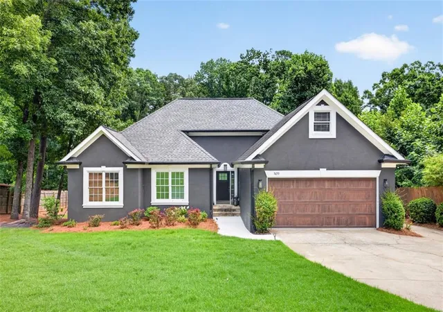 Homes for sale in Buford, GA | 5659 Lakeshore Rd, Buford, GA 30518 | MLS# 7800286