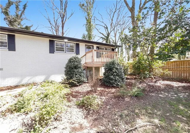 1st image of 711 Cedar Ave Nw, Atlanta, GA 30318 | MLS# 7738712