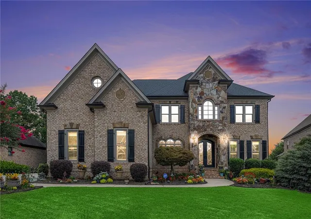 3rd image of 2088 Skybrooke Ct, Hoschton, GA 30548 | MLS# 7701285