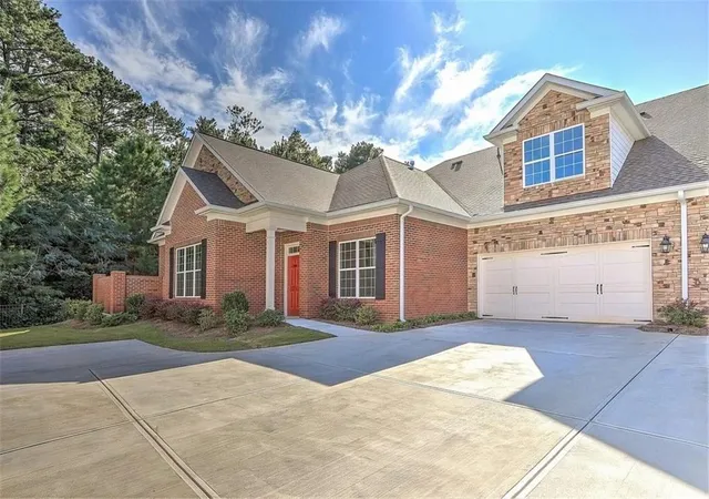 2nd image of 302 Haven Cir, Douglasville, GA 30135 | MLS# 7786218