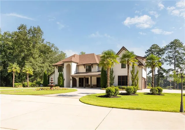 2nd image of 3621 Herren Dr Sw, Smyrna, GA 30082 | MLS# 7824821