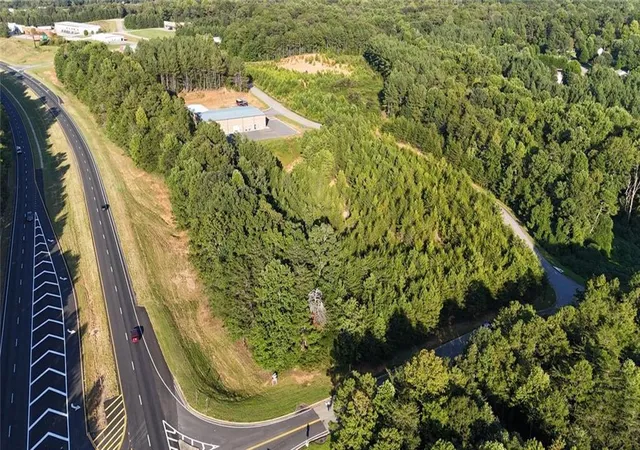 2nd image of 5107 Mountain View Pkwy, Lula, GA 30554 | MLS# 7659657