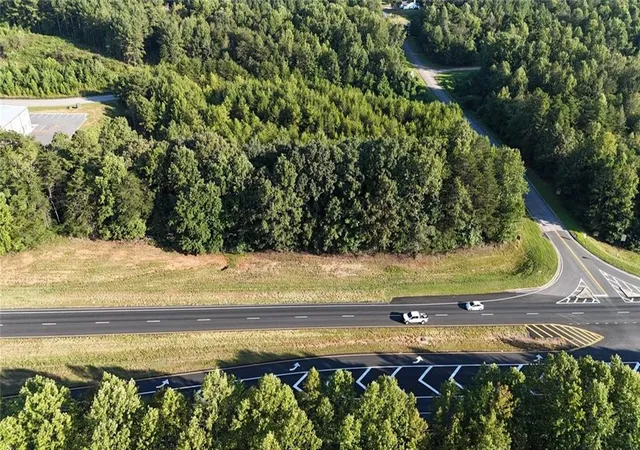 4th image of 5107 Mountain View Pkwy, Lula, GA 30554 | MLS# 7659657