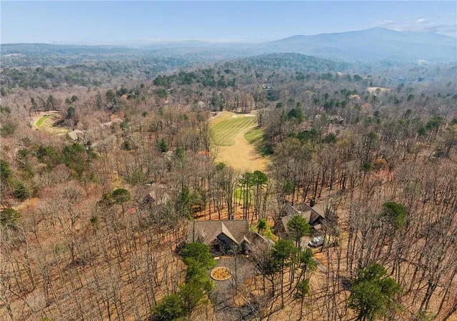 Photo 2 of Single family home for sale at 19 Summit Dr E, Jasper, GA 30143 | MLS# 7729622 | Listing updated on 2026-10-08