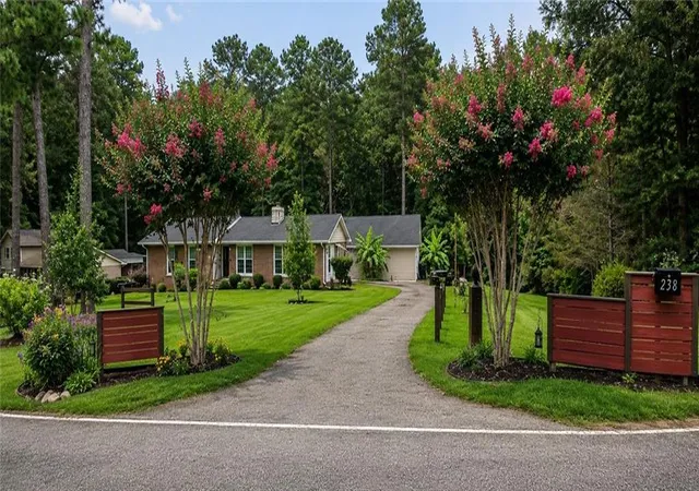 1st image of 238 W Wedgewood Cir, Newnan, GA 30263 | MLS# 7812427
