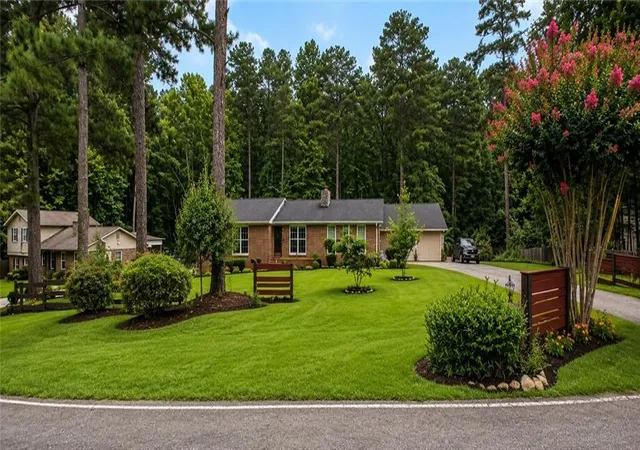 2nd image of 238 W Wedgewood Cir, Newnan, GA 30263 | MLS# 7812427