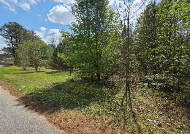3rd image of 4563 Ruby Rd, Stone Mountain, GA 30083 | MLS# 7749687