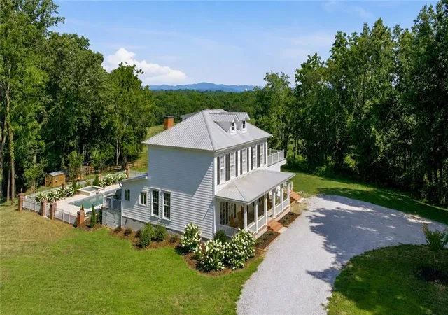 3rd image of 527 N Mize Rd N, Mount Airy, GA 30563 | MLS# 7803214