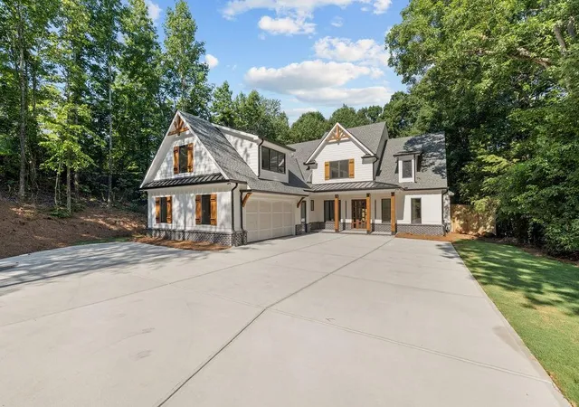 Photo 1 of Sale Pending at 535 Shamrock Dr, Cumming, GA 30040 | MLS# 7569321 | Listing updated on 2026-03-23