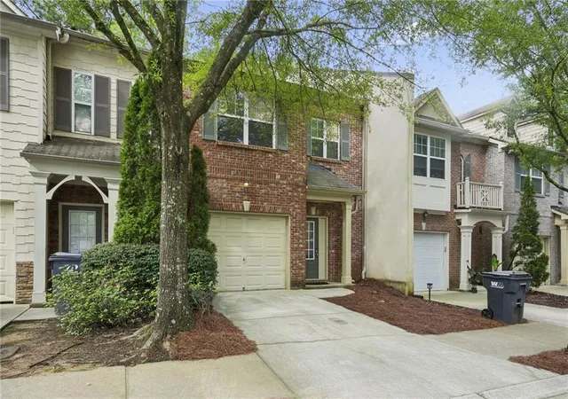 Photo 3 of Sale Pending at 1622 Northgate Ml Dr, Duluth, GA 30096 | MLS# 7806337 | Listing updated on 2026-09-04