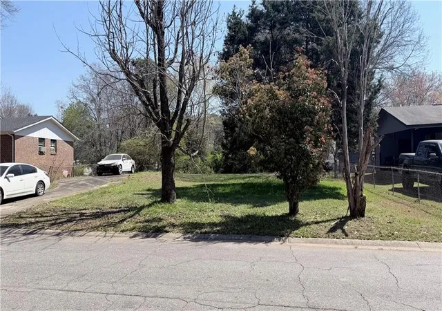 2nd image of 90 King Blvd, Mcdonough, GA 30253 | MLS# 7751695