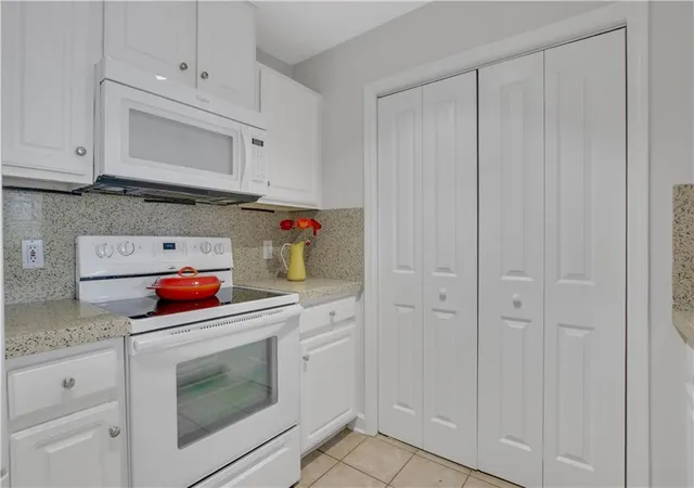 Photo 3 of Condo for sale at 1101 Juniper St Ne #413, Atlanta, GA 30309 | MLS# 7828841 | Listing updated on 2026-08-30