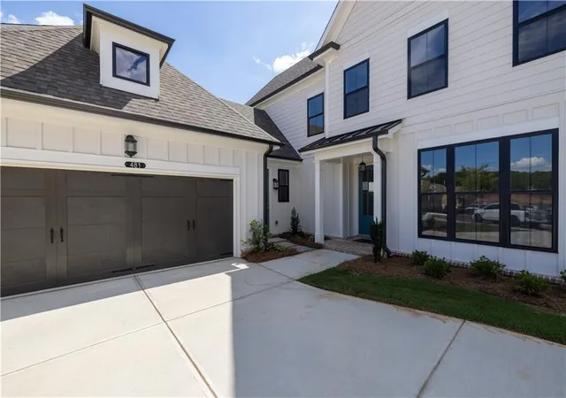 3rd image of 564 Sawnee Village Blvd, Cumming, GA 30040 | MLS# 7794149