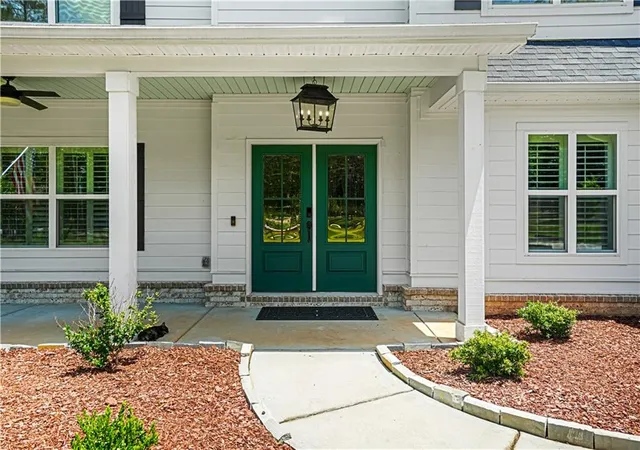 Photo 4 of Single family home for sale at 695 Dead Oak Rd, Senoia, GA 30276 | MLS# 7828994 | Listing updated on 2026-08-29