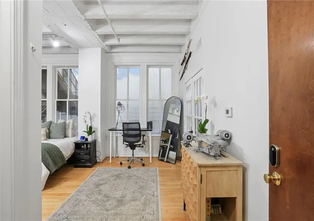Photo 3 of Sale Pending at 32 Peachtree St Nw #1101, Atlanta, GA 30303 | MLS# 7807784 | Listing updated on 2026-10-09