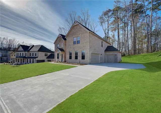 3rd image of 229 Delta Dr, Mcdonough, GA 30253 | MLS# 7779060