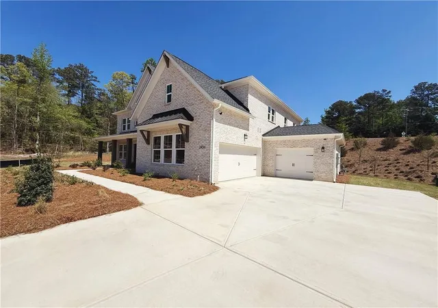 Photo 2 of Single family home for sale at 2450 Colliers Ln, Cumming, GA 30041 | MLS# 7828472 | Listing updated on 2026-08-27