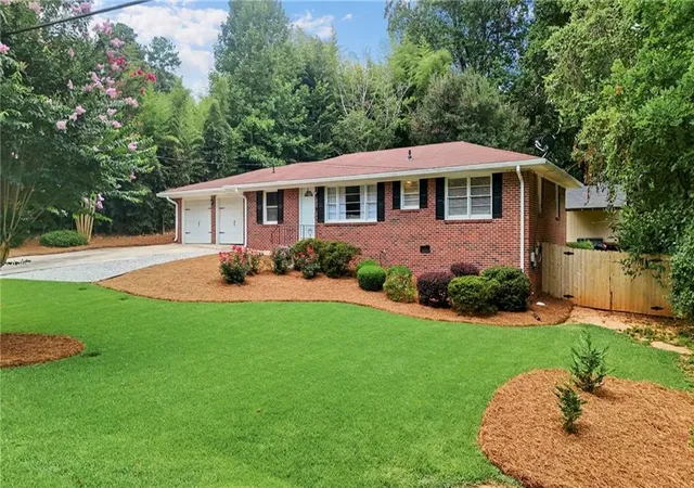 1st image of 5502 Beaver Dr Sw, Mableton, GA 30126 | MLS# 7803648