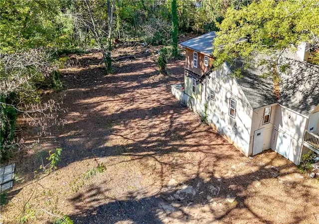 Photo 3 of Single family home for sale at 2905 Waters Rd Sw, Atlanta, GA 30354 | MLS# 7822135 | Listing updated on 2026-08-18