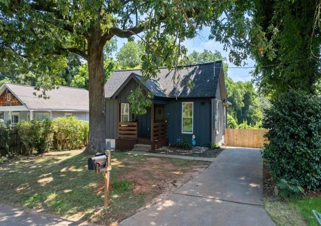 Homes for sale in Atlanta, GA | 2352 Herring Rd, Atlanta, GA 30311 | MLS# 7802142