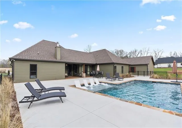 35th image of 301 Roy Morgan Rd, Carrollton, GA 30116 | MLS# 7725700