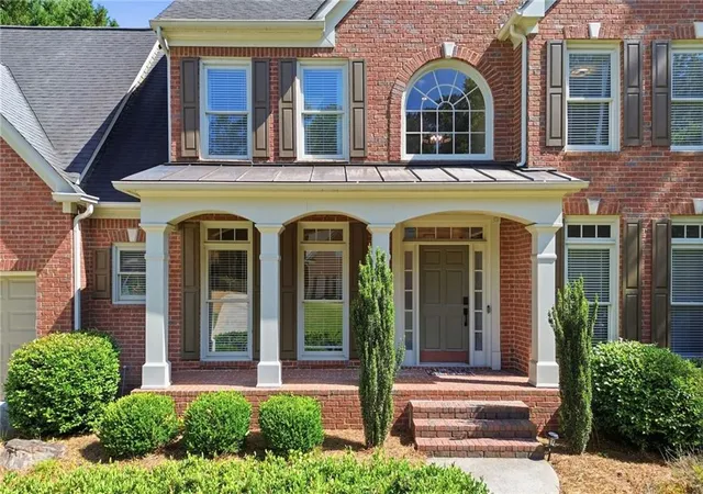 Homes for sale in Suwanee, GA | 1400 Chattahoochee Run Dr, Suwanee, GA 30024 | MLS# 7801610