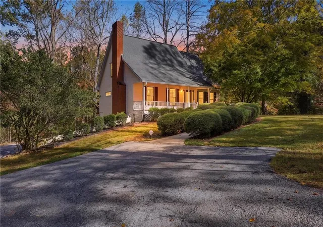 Single family home for sale at 369 Featherwood Dr, Cornelia, GA 30531 | MLS# 7860621